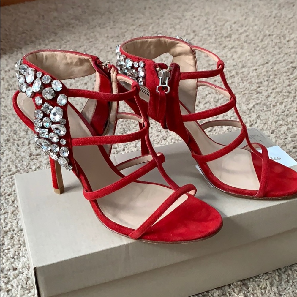 Pelle Moda sandals